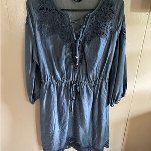 Bebe Blue Tie Front 3/4 Sleeve Tunic